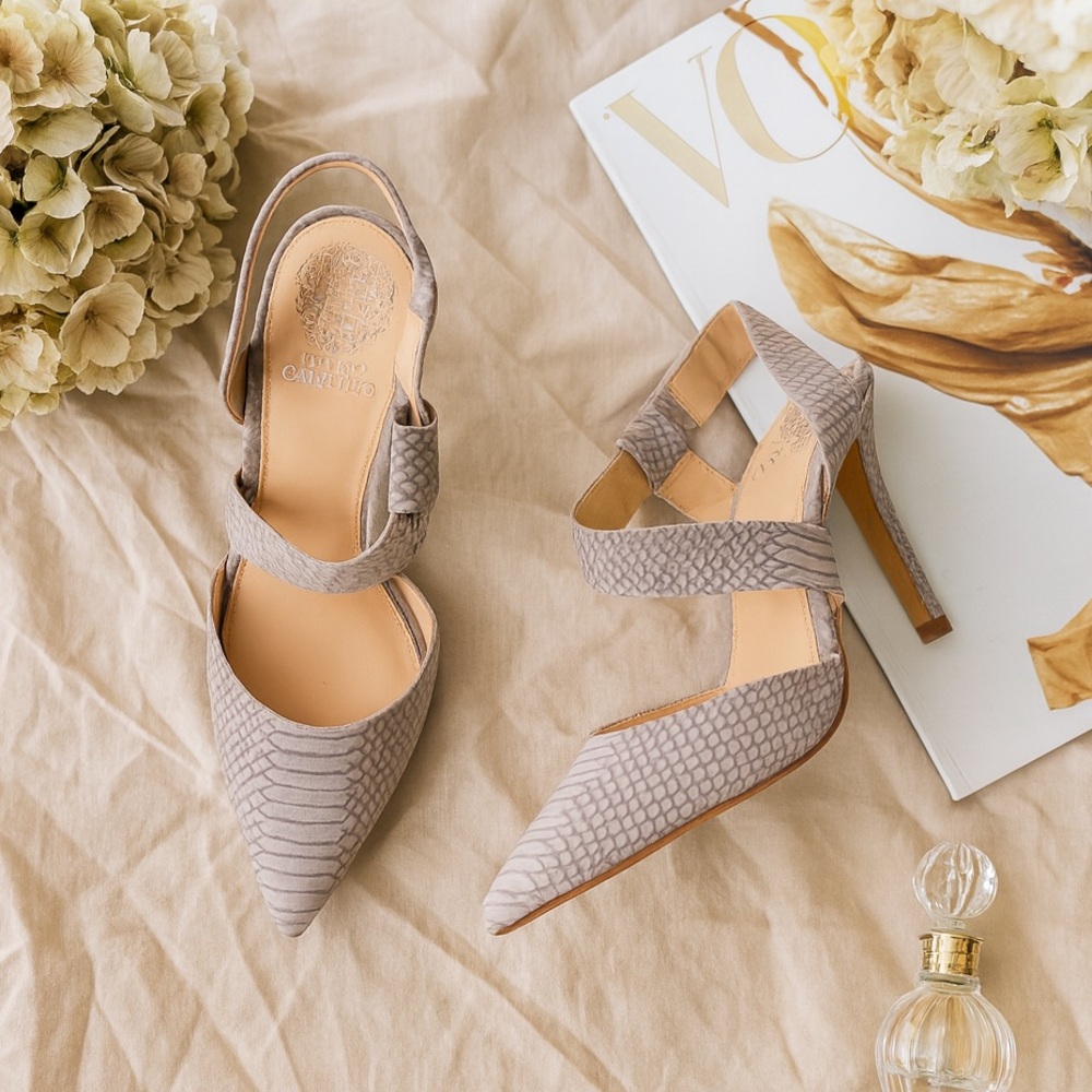 Vince Camuto Leather Snakeskin Print Heels – Strappy Pointed Toe Pumps Size 7.5